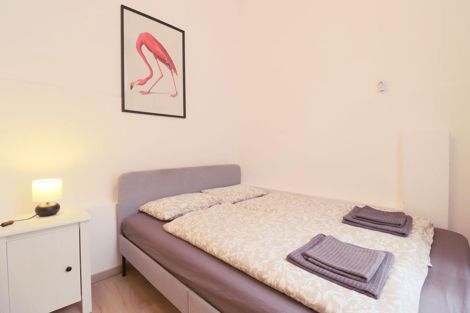 Joseph Boulevard Apartment - 3Bdr, 2Bath, 8Ppl Budapest Exterior foto